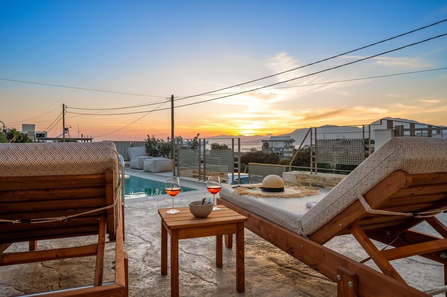 Ammokrinos Luxury Homes,150M From The Beach Kalamaki  Exteriör bild