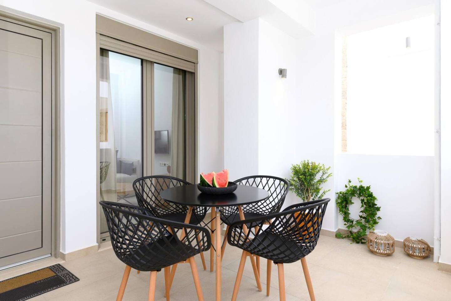 Ammokrinos Luxury Homes,150M From The Beach Kalamaki  Exteriör bild