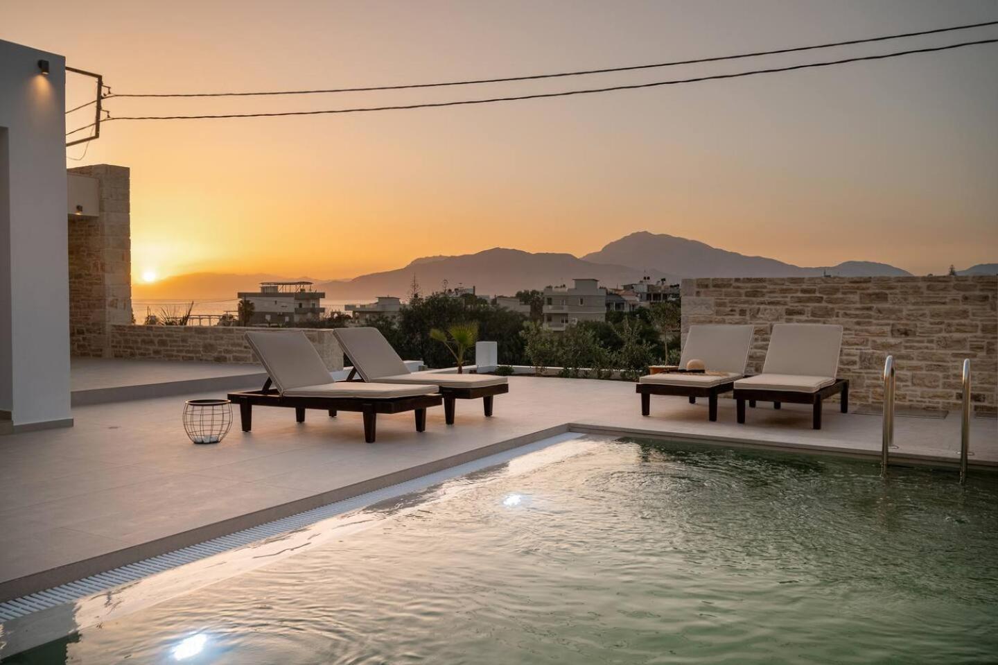 Ammokrinos Luxury Homes,150M From The Beach Kalamaki  Exteriör bild