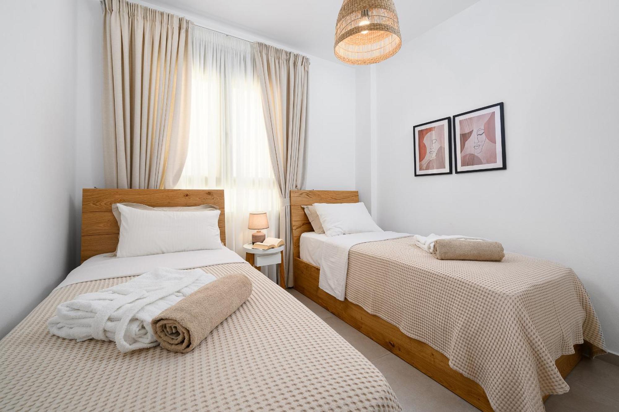 Ammokrinos Luxury Homes,150M From The Beach Kalamaki  Exteriör bild