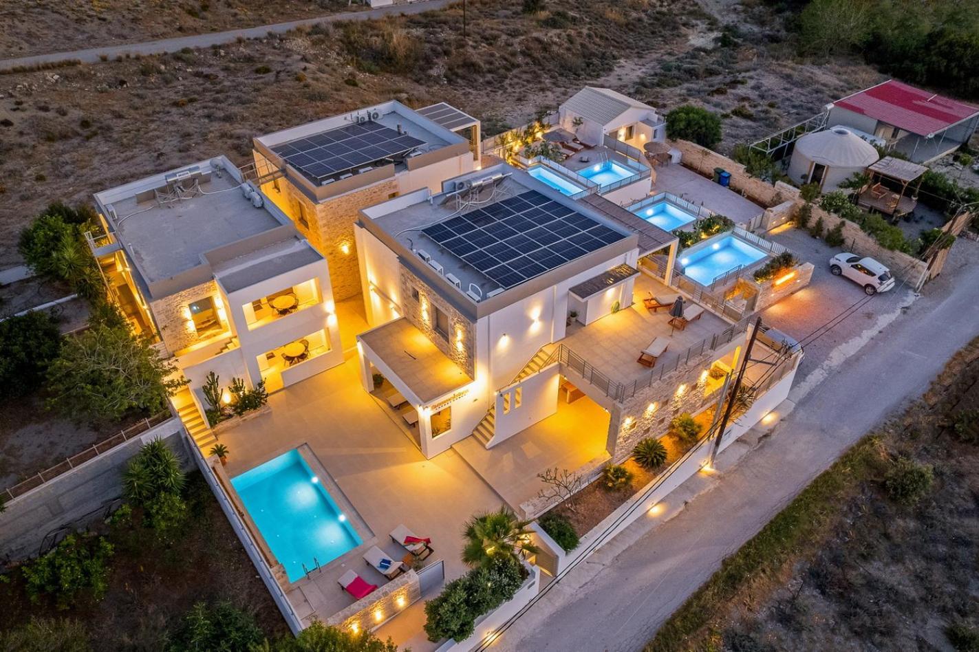 Ammokrinos Luxury Homes,150M From The Beach Kalamaki  Exteriör bild