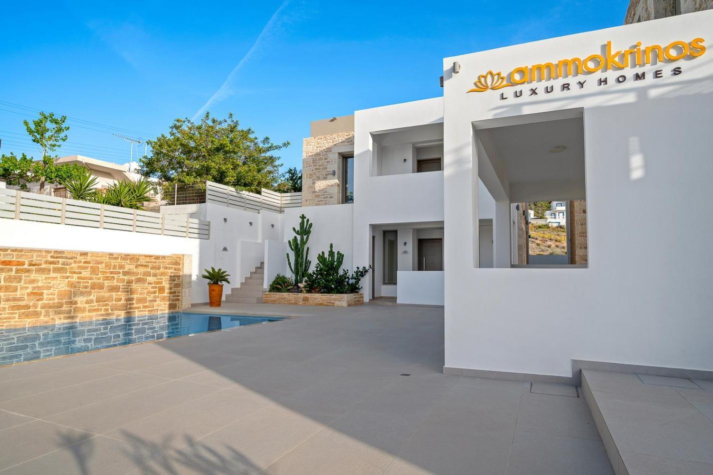 Ammokrinos Luxury Homes,150M From The Beach Kalamaki  Exteriör bild