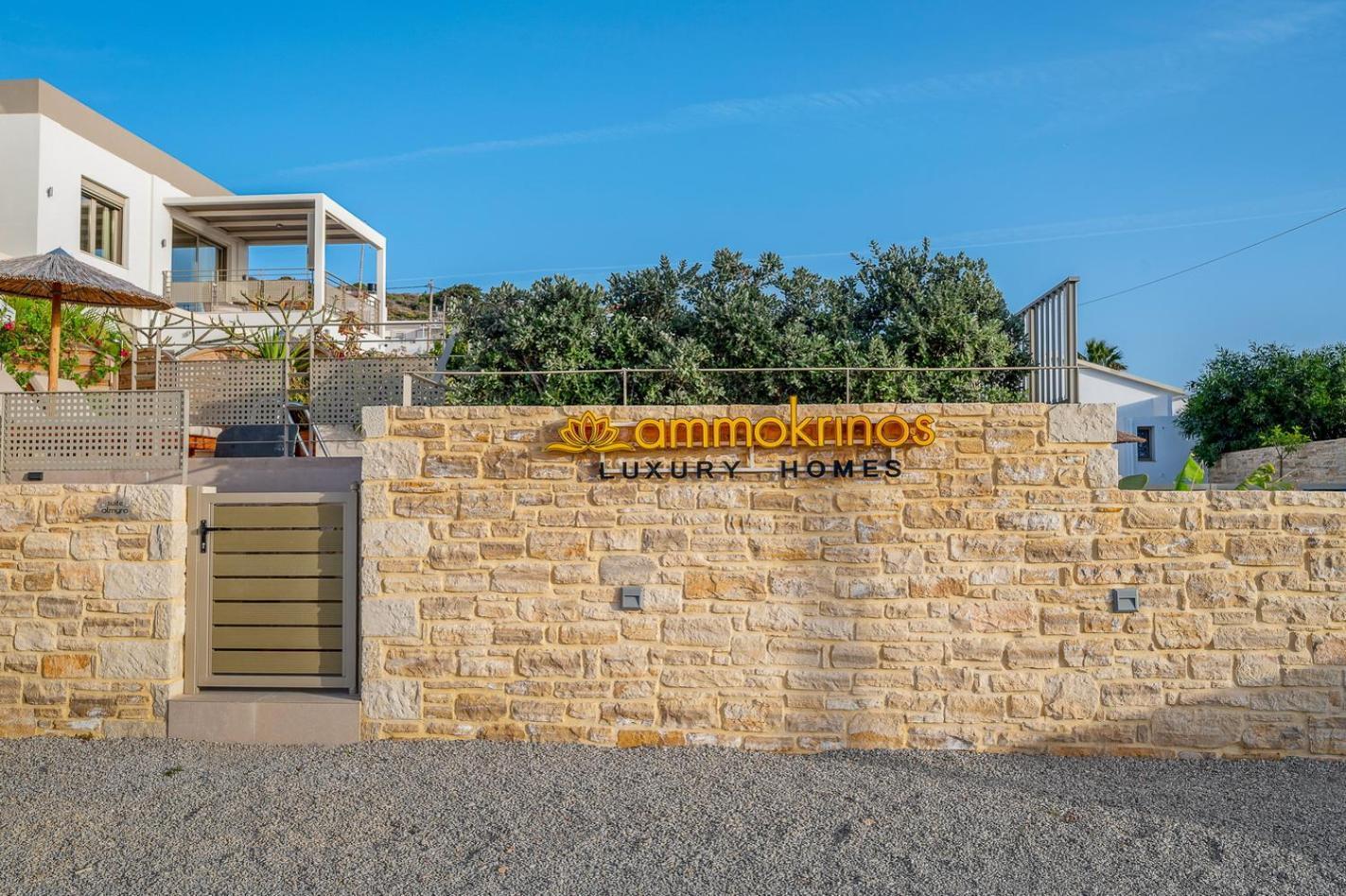 Ammokrinos Luxury Homes,150M From The Beach Kalamaki  Exteriör bild